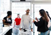 The Dignity of a Fresh Start: Pocha Laundromat’s Partnership with The Night Ministry